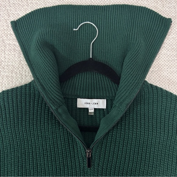 Green Ribbed Women's Sweater - Picture 4 of 7